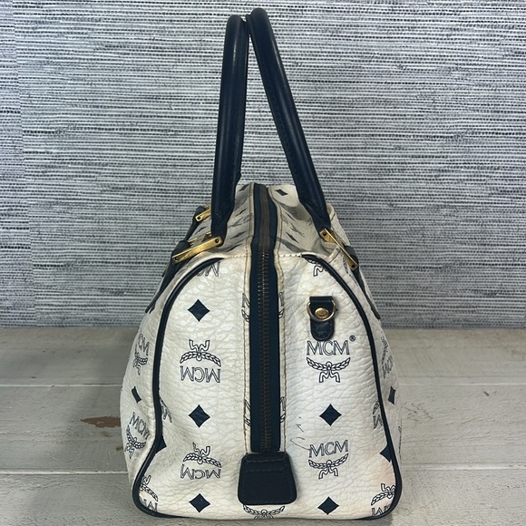 Congratulation to the WINNER!!!!!!✨MCM Givie✨ Live show 9pm EST Tonight!!! - Picture 5 of 16